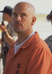 Malkovich es famoso por sus roles como villano. Uno muy recordado es el Cyrus "The Virus" Grissom en "Con-Air".