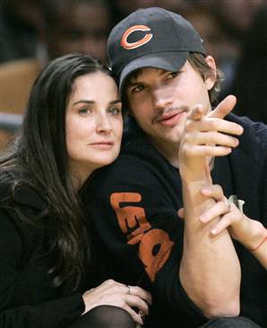 Demi se reunió con su ex, Ashton Kutcher luego de salir de la rehabilitación