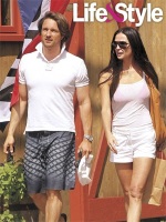 La revista "Life &amp; Style" sorprendió a la pareja.