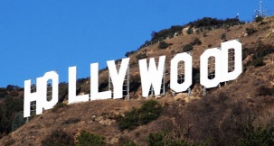 El letrero histórico de Hollywood que se ve en casi toda la ciudad de Los Ángeles y areas aledañas