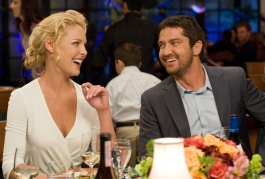 Heigl junto a Gerard Butler en "The Ugly Truth"